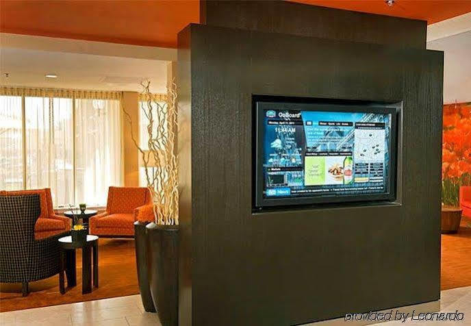 Courtyard By Marriott Ґрінсборо Екстер'єр фото